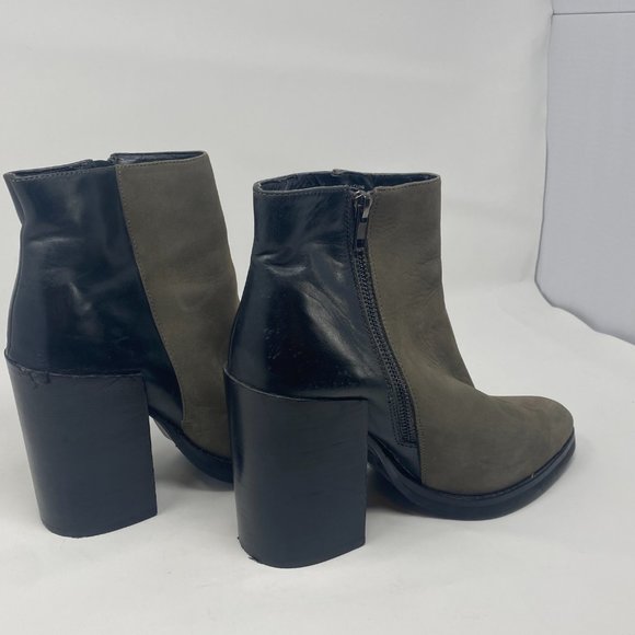 Shoemint Two-Tone Suede Ankle Chunky Heel Boots Size 9 - Picture 3 of 10